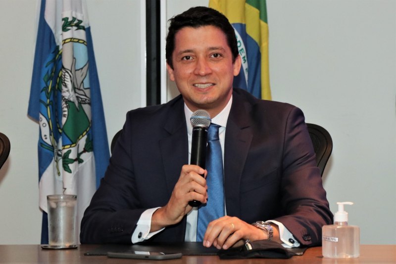 PROCURADOR-GERAL DO ESTADO DO RIO DE JANEIRO - BRUNO TEIXEIRA DUBEUX